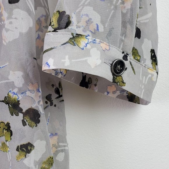 Cabi Matinee Sheer Floral Button Up Blouse Sz XS - Picture 6 of 10